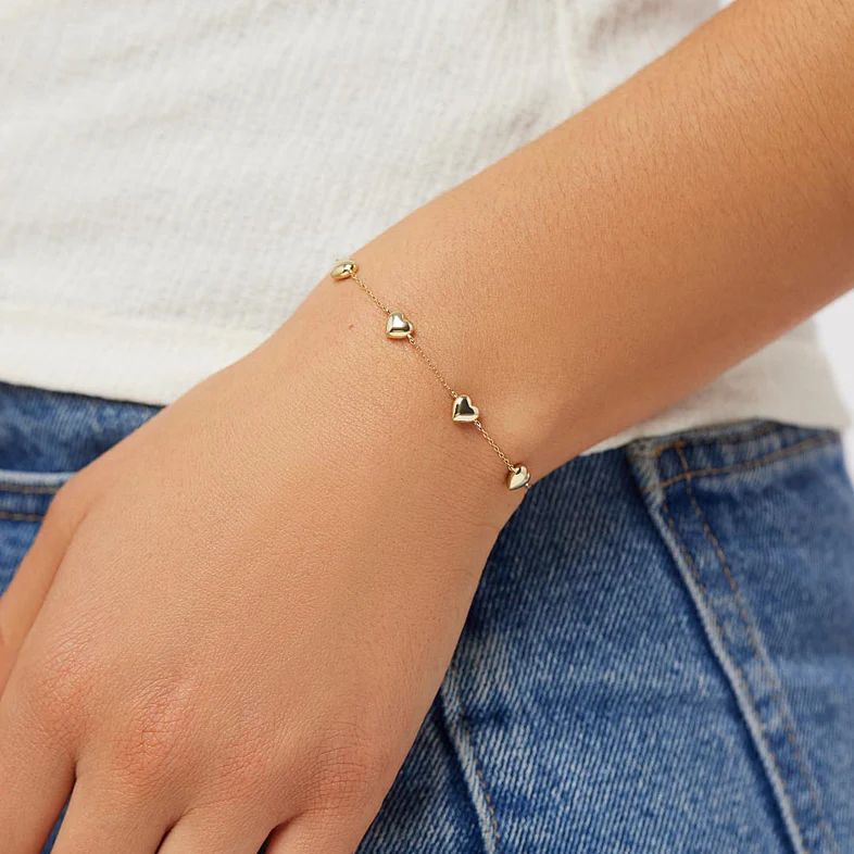 Heart to heart chain bracelet