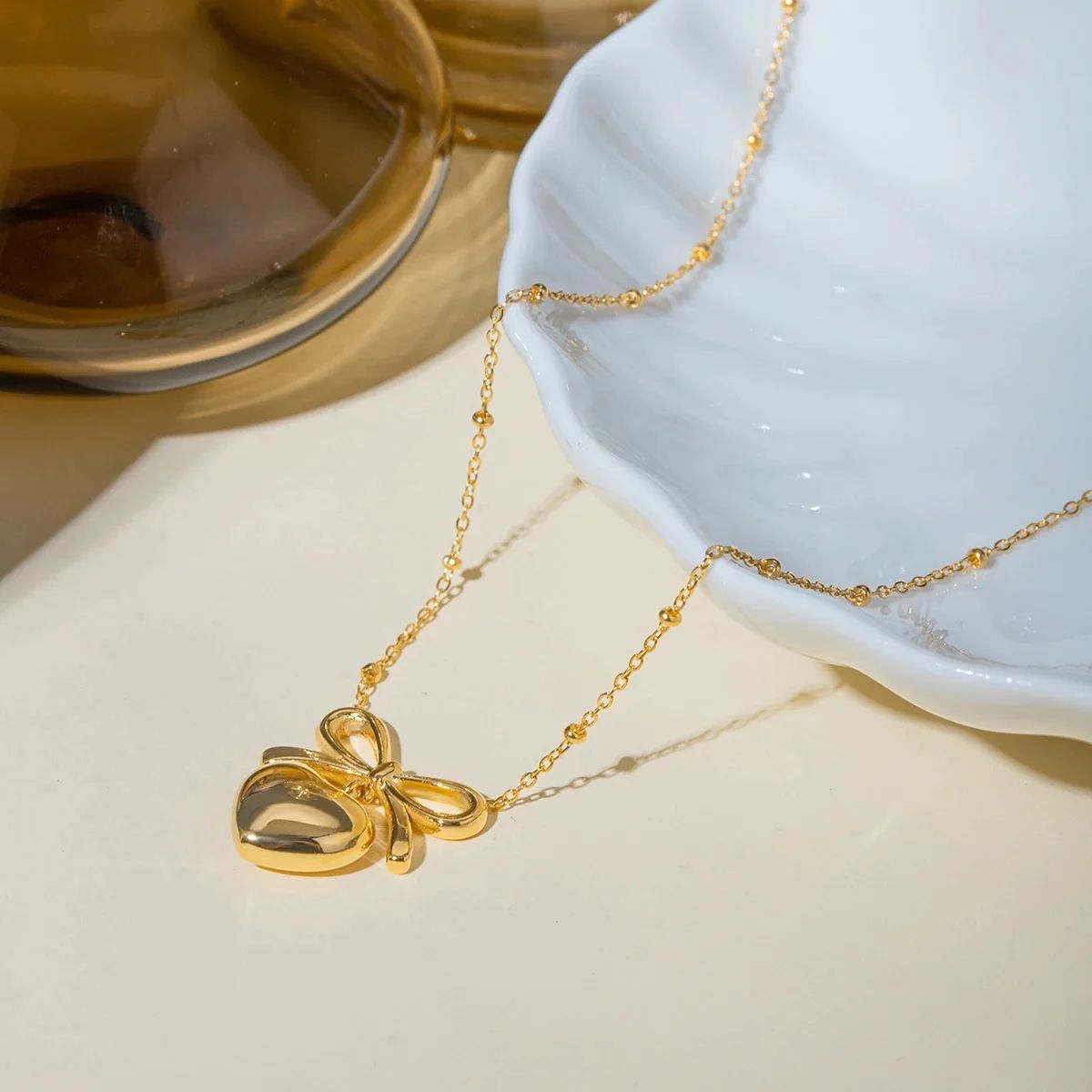 Bella bow and heart necklace