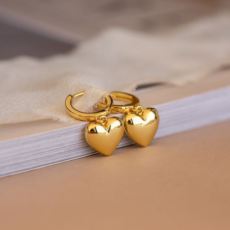 Heart charm hoop earrings