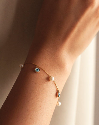 Evil Eye & Pearl Bracelet