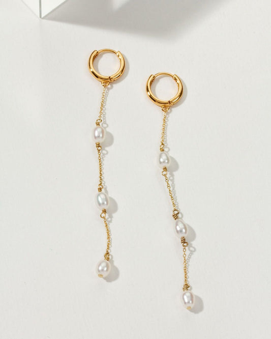 Pearl drop earrings