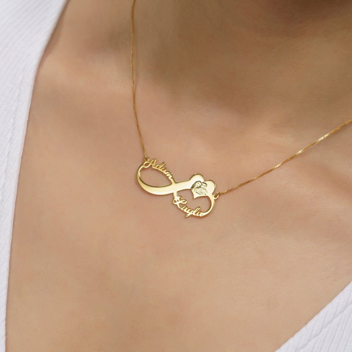 Personalized Infinity Name Necklace – Custom Names & Engraved Photo Pendant